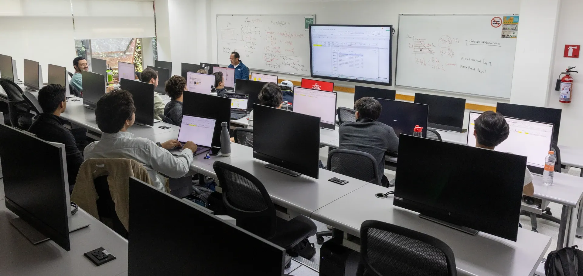 Laboratorios de Cómputo de Ingeniería Civil